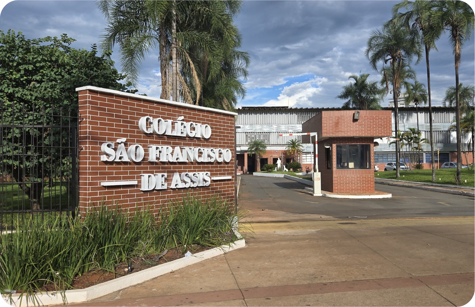 Colégio São Francisco de Assis « Província do Santíssimo Nome de Jesus