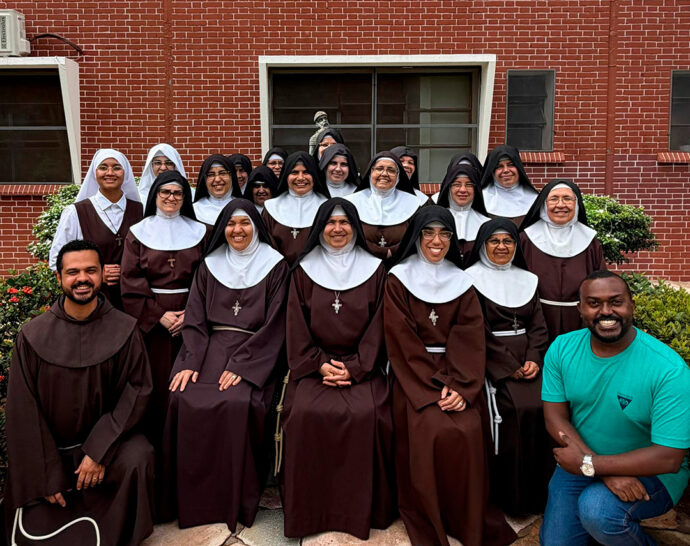 Visita fraterna das Irmãs Clarissas ao Convento São Francisco de Assis, em Anápolis