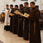 Noviços realizam a Profissão dos Primeiros Votos Religiosos, em Catalão