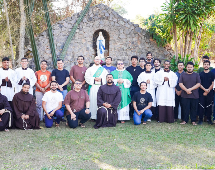 IV Encontro Vocacional reúne jovens para vivência da fraternidade franciscana em Anápolis