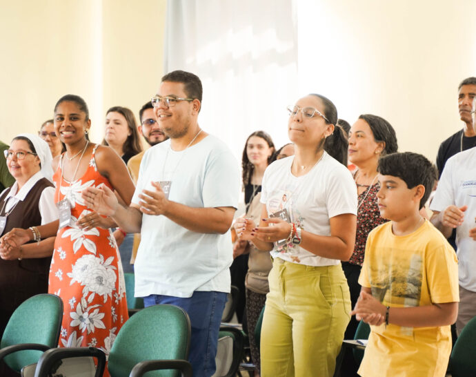 Província inicia Congresso de Evangelização e Missão com reflexão sobre fraternidade e minoridade no coração do Brasil