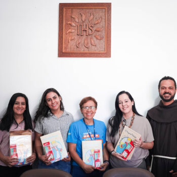 Sede Provincial homenageia secretárias pelo trabalho e dedicação cotidiana