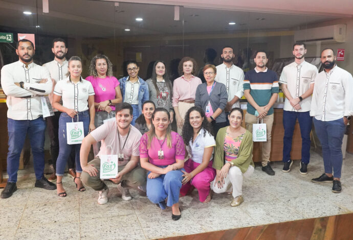 Outubro Rosa: colaboradores da Sede Provincial participam de encontro sobre prevenção do câncer de mama e cuidado com a saúde
